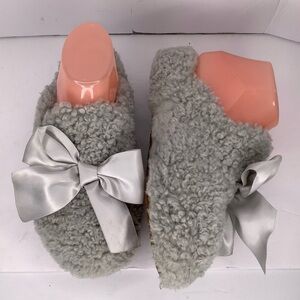 Ugg Addisons Cozy Gray Shearling Fleece Bow Slide On Women’s Gray Slippers Sz 6